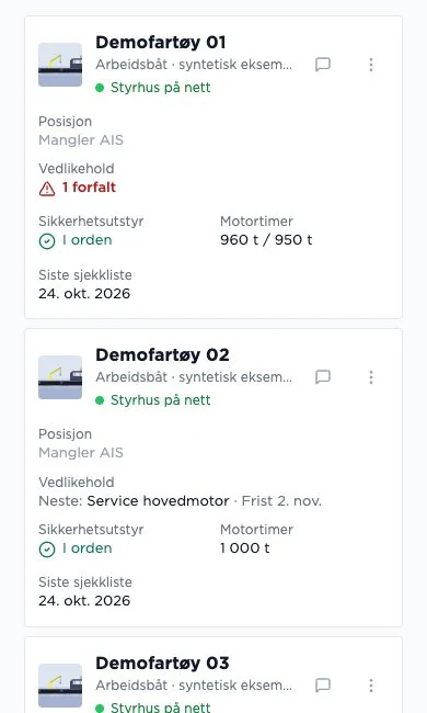 Utsnitt av fartøykort med vedlikehold og motortimer i Kveiles flåteoversikt på mobil.